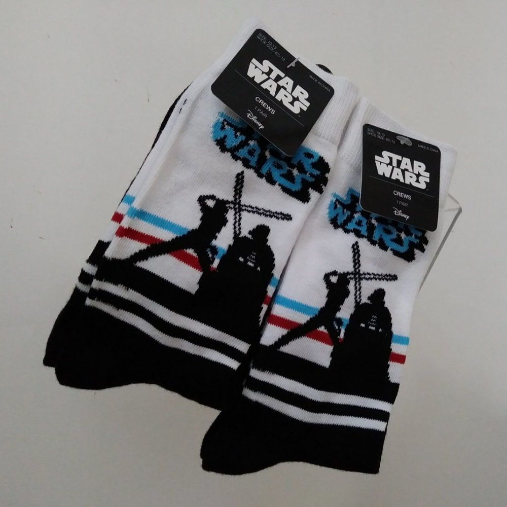 Disney Star Wars Womens Crew 2 Pairs  Socks 10-13 - Picture 3 of 16